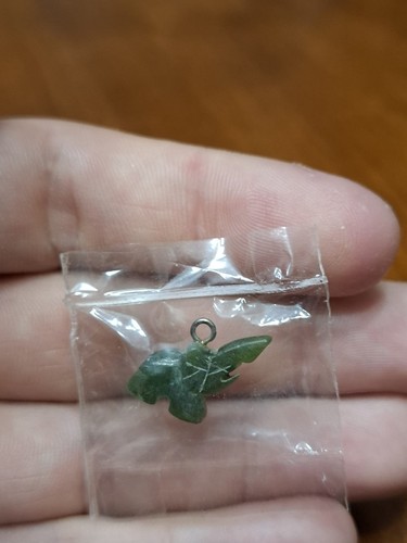 Pendentif éléphant jade - en,