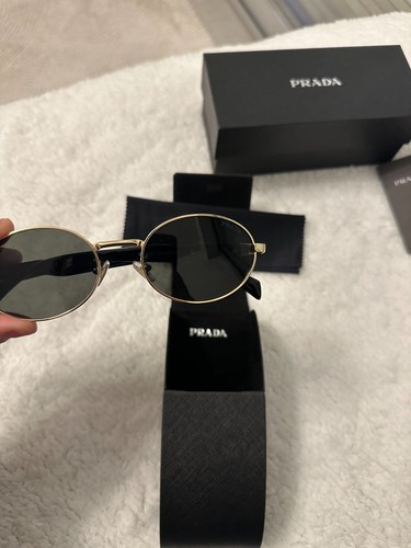 Lunettes soleil prada doré - lunettes,