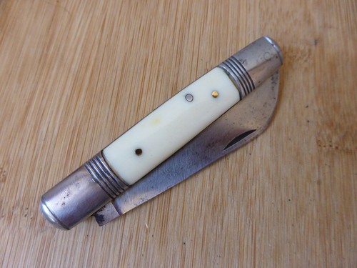 Couteau pliant ancien - , tonneau