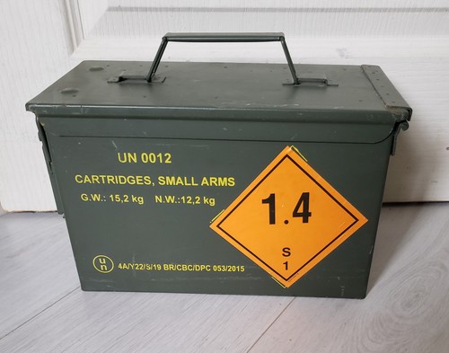 Boite caisse munitions - de,