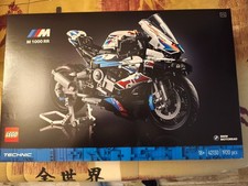 LEGO Technic: BMW M 1000 RR