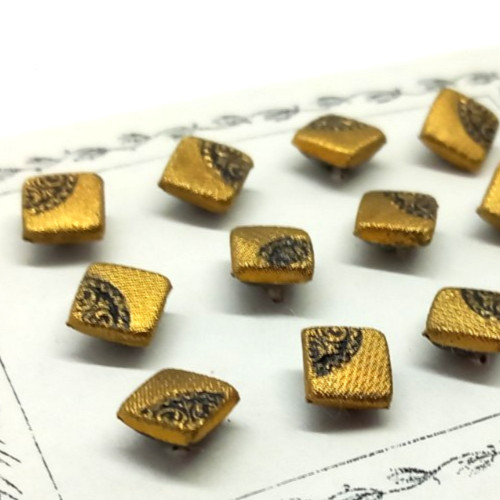 Petits boutons debut 1900 - petits,