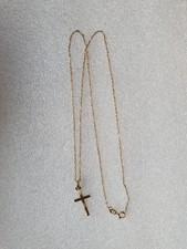 Chaine or  9 Carats et belle