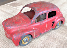 CIJ 5/48 Renault 4CV rouge à