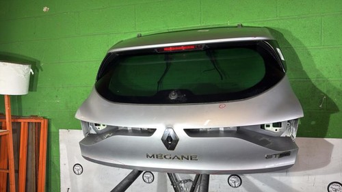 Malle hayon arriere renault - malle/hayon,