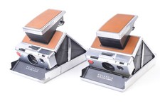 Deux (x2) Polaroid SX-70 Land
