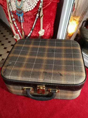 Valise carton vintage - en,