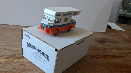 Minicirque citroen hy - minicirque, 1/50