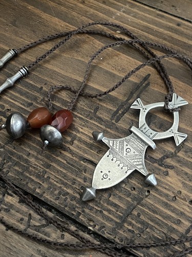 Collier croix iférouane - collier,, d’iférouane