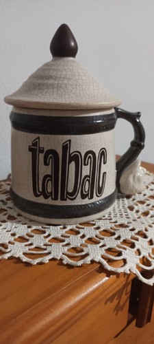 Pot tabac anse pipe - à,