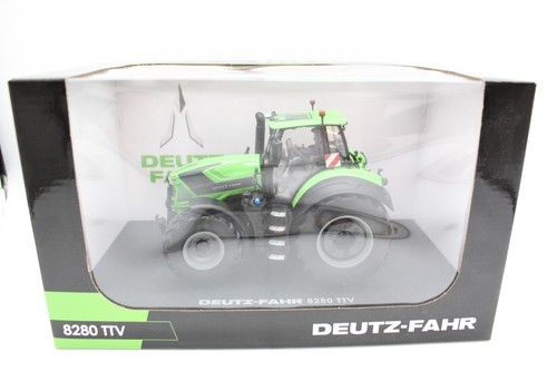 Universal hobbies tracteur - universal,