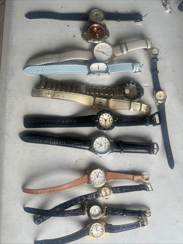 Lot 12 montres - (ba4),