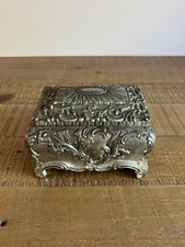 Ancienne Coffre/Boîte À Bijoux En Régule Décor Champêtre Vintage