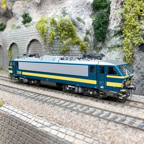 Locomotive électrique 2149 - locomotive,