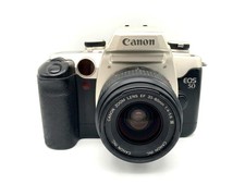 Canon EOS 50 + Canon 35-80mm