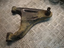 triangle avant gauche quad