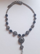 Joli et rare collier noir/bleu