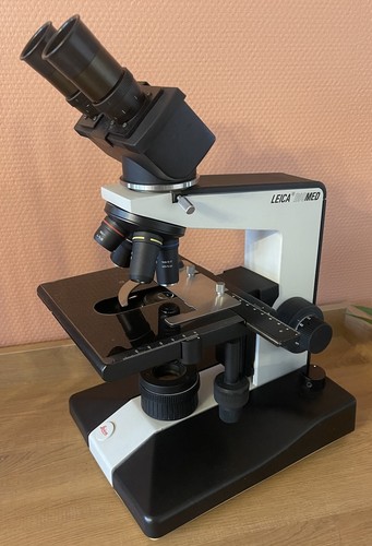 Microscope leica biomed 4 - microscope,