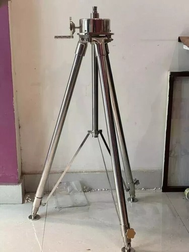 Lampadaire vintage trépied