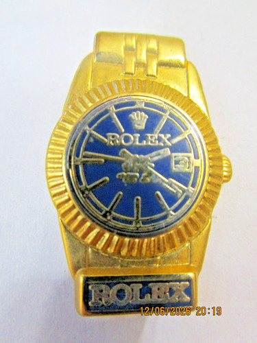 Pin montre rolex - /,