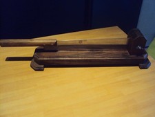 COUPE-PAIN LAME CRANTÉE INOX