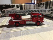 IXO -camion Saviem JL 27-