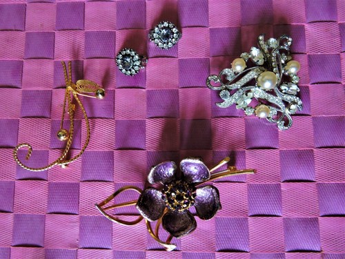 Broches anciennes clips - anciennes, +clips