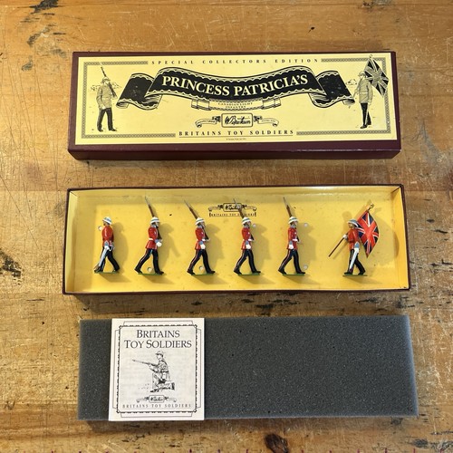 Britains boxed set 8856 - britains:,