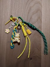 Lot de 2 bijoux de sac /