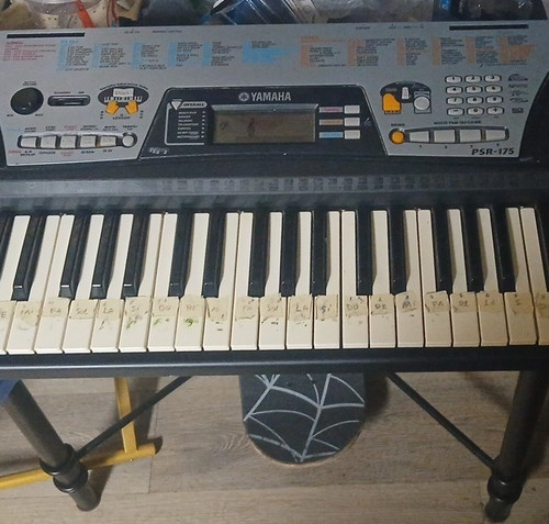 Yamaha psr 175 - yamaha, 61-key