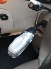 COMMUTATEUR MULTIFONCTIONS /