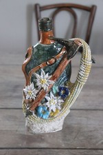 Ancienne bouteille à liqueur , escalade , edelweiss , corde ,piolet , 26cm