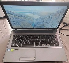 Ordinateur portable ACER ASPIRE E1