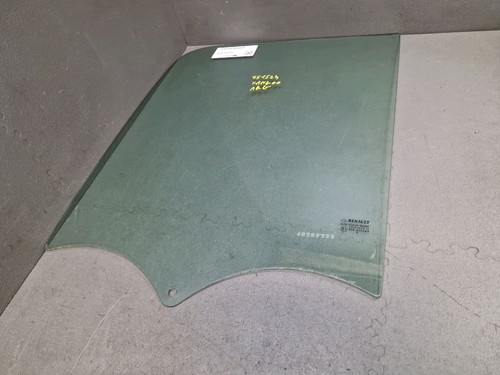 Vitre mobile porte arrière