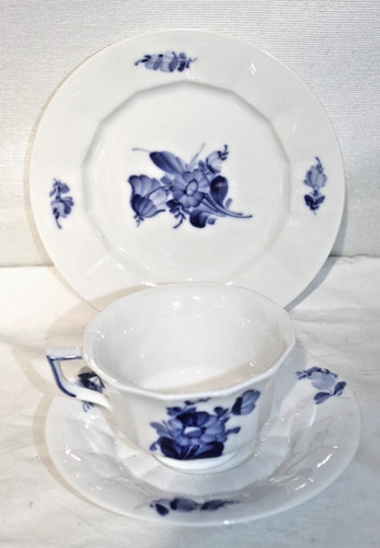 Royal copenhagen blue - royal,