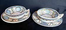 2 tasses à thé anciennes en faïence Henriot Quimper