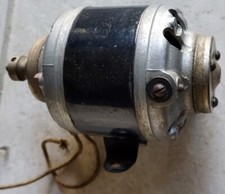 Moteur pour projecteur Pathé