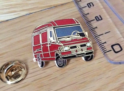Rare pin lapel - rare,