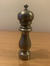 Moulin A Poivre En Etain Ref