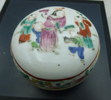 Ancienne boite pot en