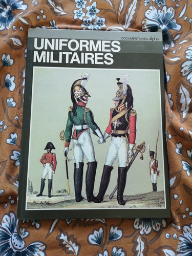 Uniformes militaires