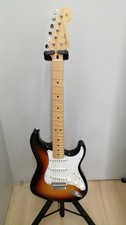 FENDER JAPAN JUNIOR OLL STRAT MN 3TS Mini Electric Guitar
