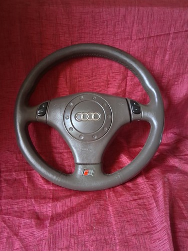 Volant sportif audi - volant,