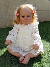 Reborn poupée magnifique et