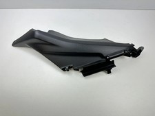 CACHE LATÉRAL GAUCHE YAMAHA
