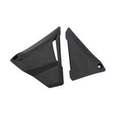 Cache latéral de moto