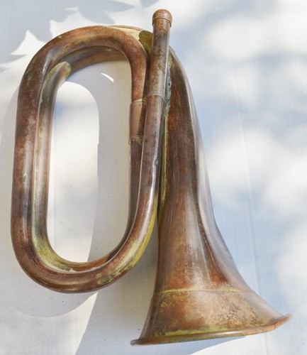 Bugle clairon militaire - militaire, →
