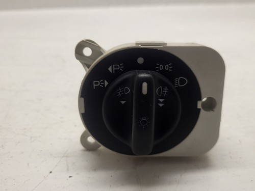 Bouton commande phare pour