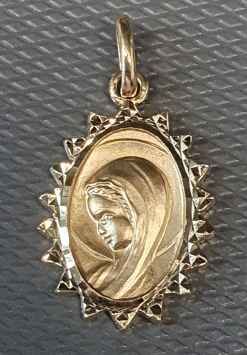 Pendentif religieux superbe - pendentif,