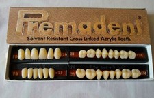 Ensemble complet de 5 prothèses dentaires de 28 pièces chacune résine acryliq...